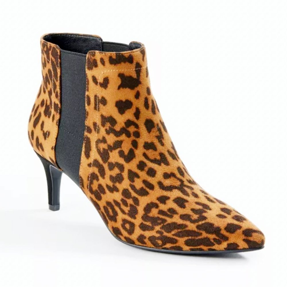 Ann Taylor Factory Cheetah Print Ankle Booties Sz 7 NWT